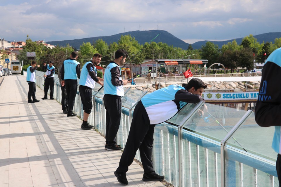madde-bagimlilari-kurtariliyor--(1).jpg
