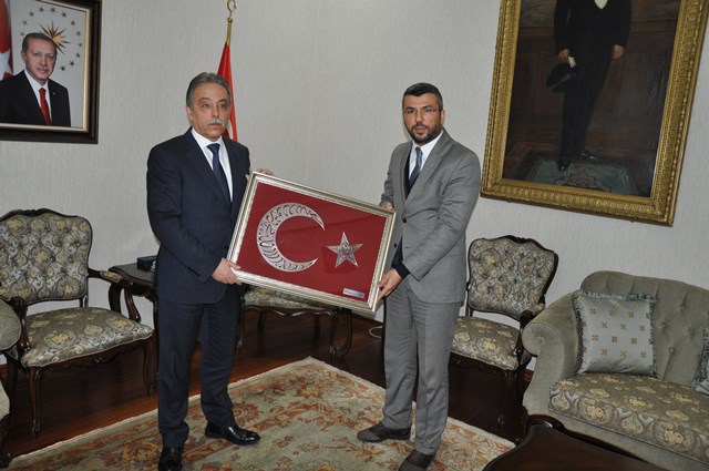 makina-muhendisleri-odasi-vali-toprak’a--(2).jpg