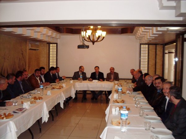 malkoc,-konya’da-hemsehrileriyle-bulustu-(1).jpg
