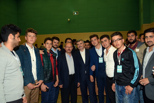 medeniyetler-idealist-insanlarin-omuzlarinda-yukselir-8.jpg