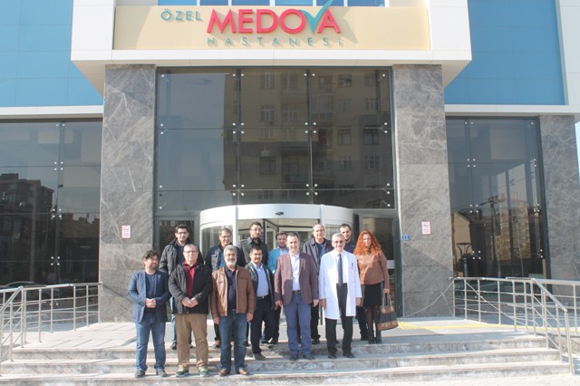 medova-hastanesi--hekimlerini-agirladi.jpg