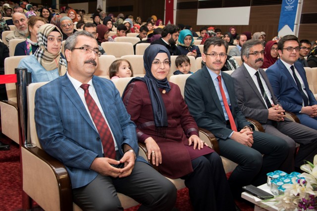 meram’da-‘nagmeler’-yankilandi-(5).jpg