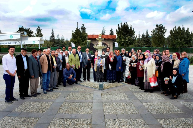 meram’da-‘yaslilar-haftasi’-bulusmasi-(5).jpg