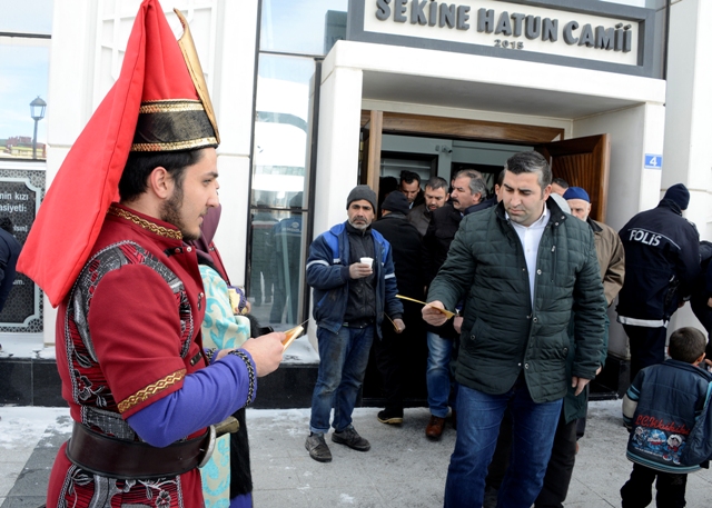 meram’da-“osmanli-haftasi”-coskusu-(2).jpg