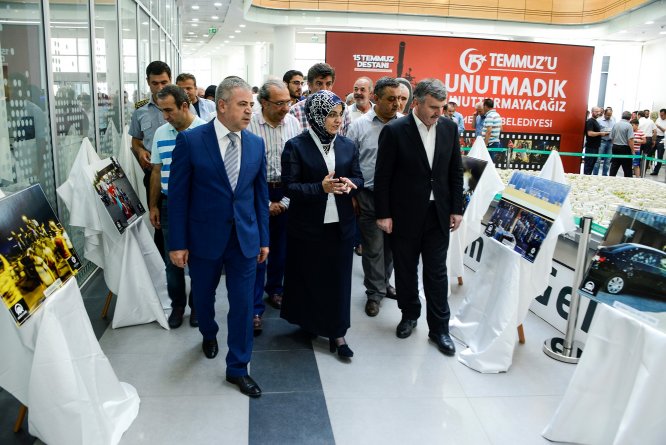 meram’da-15-temmuz-destani-fotograf-sergisi-(4).jpg