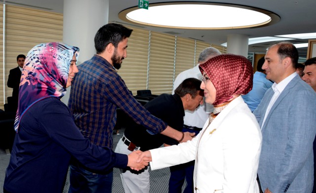 meram-ailesi-bayramlasti-(1).jpg