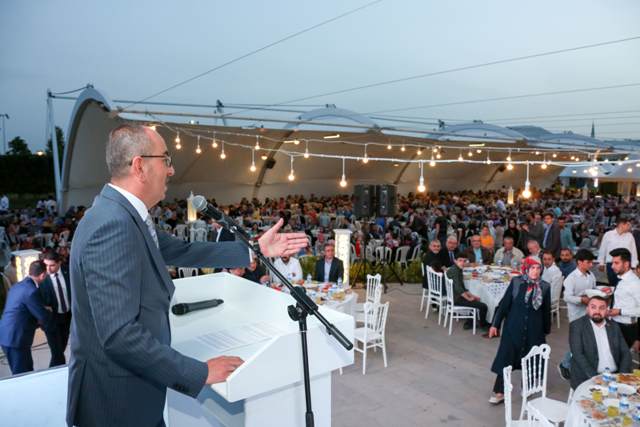 meram-ailesi-iftarda--(2).jpg