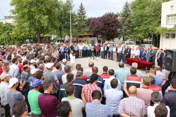meram-belediyesi-bayramlasti--(6).jpg