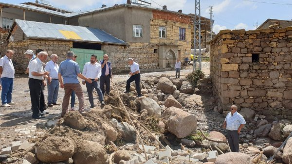 meram-belediyesi-ekipleri-comaklar’a--(10).jpg