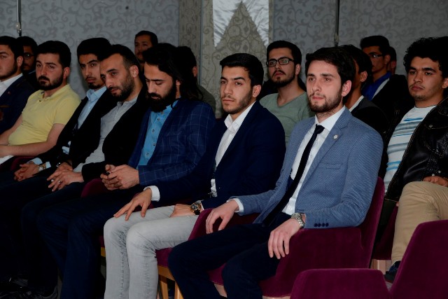 meram-genclik-meclisi’nden-“ahlâk”-konferansi-(6).jpg