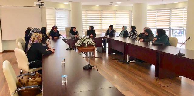 meram-kadin-meclisinden-karatay-kent-konseyi-kadin-meclisine--(2).jpg
