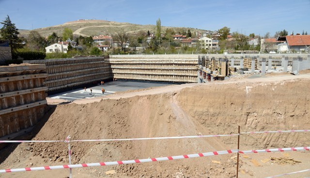 meram-katli-otopark-projesi-meram-icin-tarihi-bir-hizmettir-3.jpg