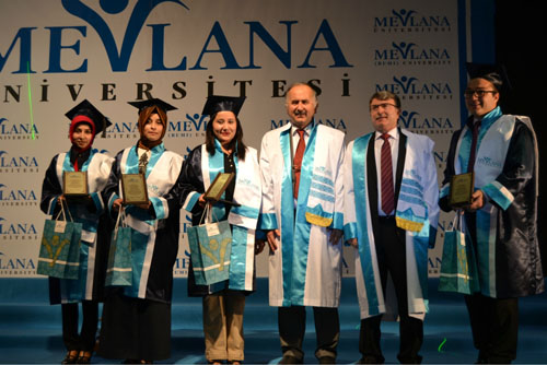 mevlana-universitesi-ilk-mezunlarini--(10)-copy.jpg