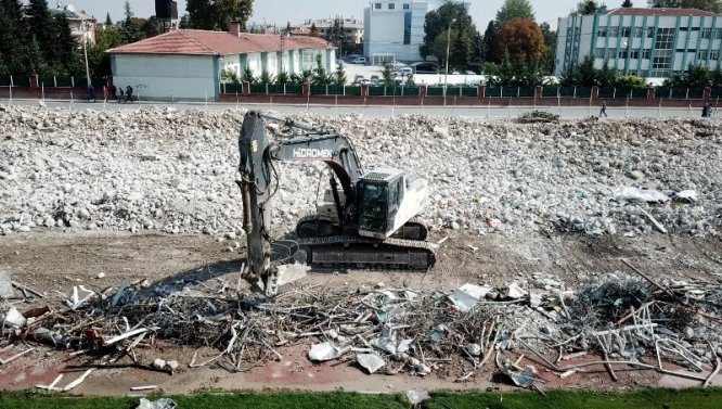 millet-bahcesi-calismalarinda--(3).jpg
