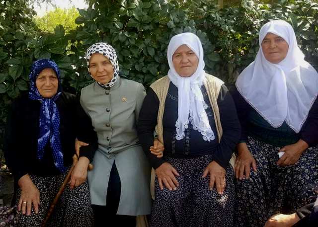 milletvekili-erdogan’in-seydisehir-ziyareti-(4).jpg