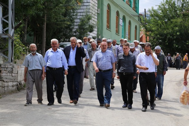 milletvekili-kaleli-hadim’de-vatandaslarla-bulustu-(3).jpg