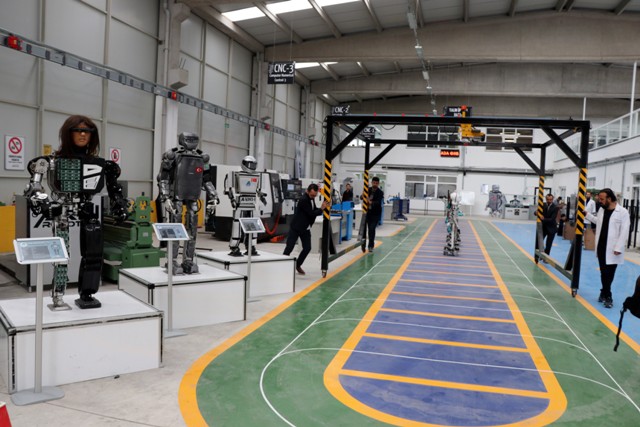 milli-insansi-robotun-seri-uretimine-baslandi--(3).jpg