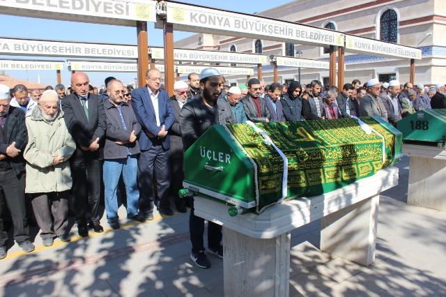 muhammet-lutfi-oksuz-dualarla-defnedildi-(2).jpeg