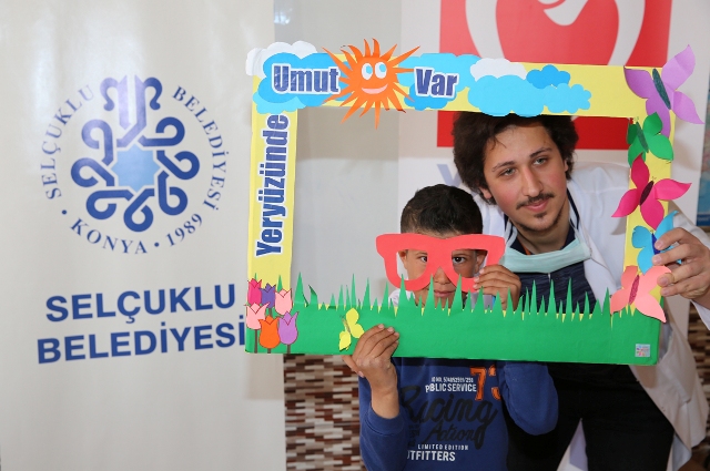 multeci-cocuklar-yeryuzu-doktorlarina-emanet-(3).jpg