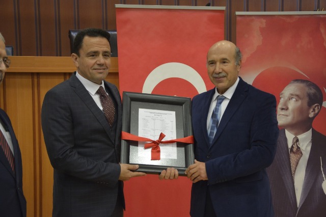 mustafa-aladag-mazbatasini-aldi-(1).jpeg
