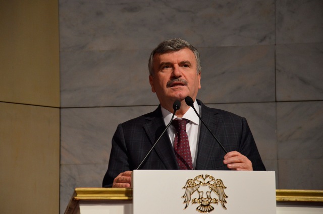 mutefekkir-cemil-meric-anildi-(2).jpg