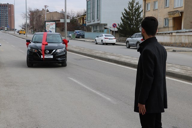 neu’lu-ogrenciye-cekiliste--(2).jpg