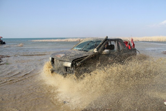 off-road-tutkunlari-afrin-sehitleri-icin-bulustu--(1).jpg
