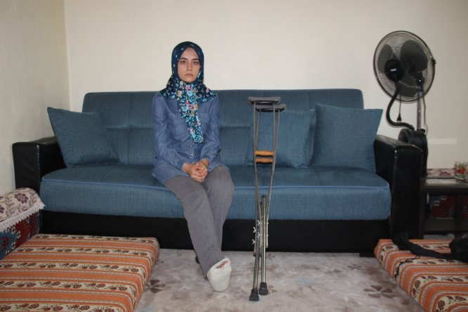 olu-taklidi-yaparak-elinden-kurtuldugu--(1).jpg