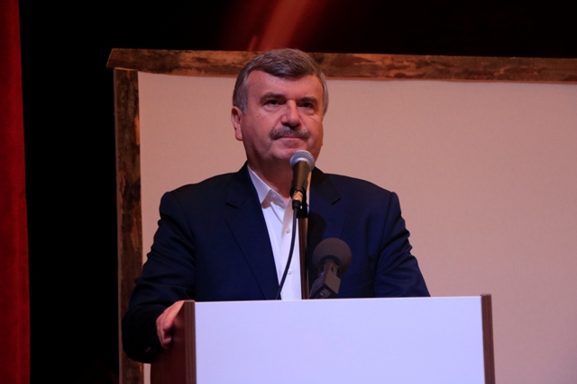 orhan-erdem,-canakkale’yi-anlatti---(1).jpg