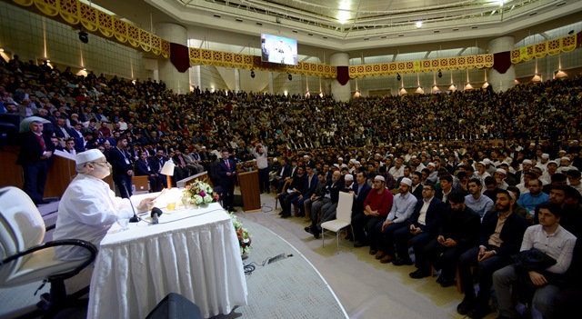 osman-nuri-topbas-konyali-genclerle-bir-araya--2.jpg