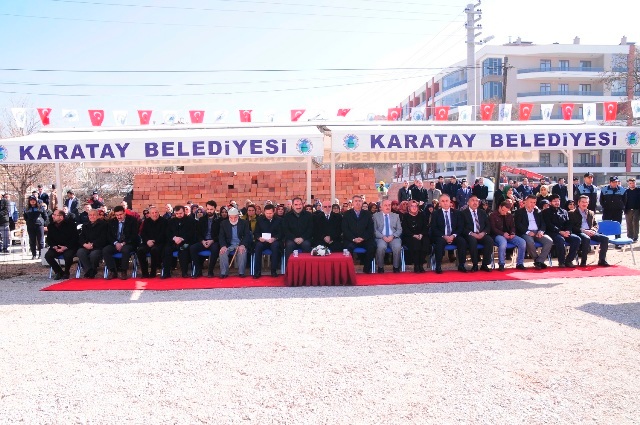 ovali-caminin-temeli-atildi-(2).jpg