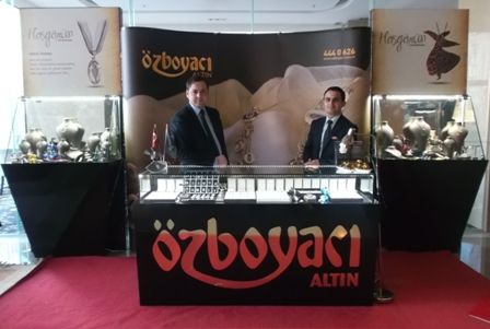 ozboyaci-altin,-seb-i-arus’u-dolu-dolu-gecirdi-(2).jpg