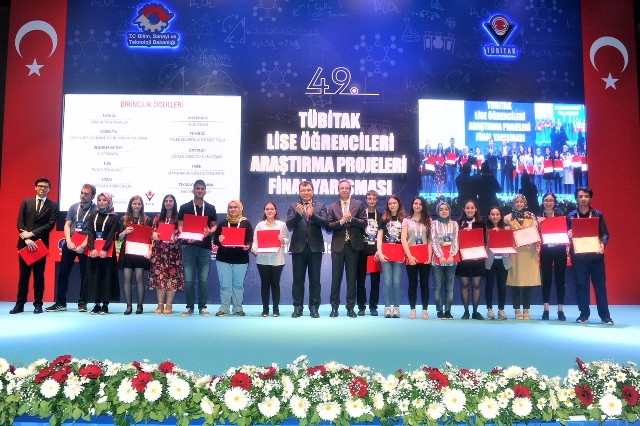 ozdemir3.jpg