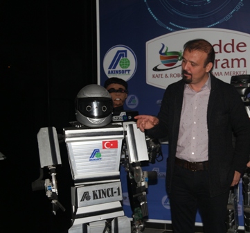 ozgur-akin.jpg ozgur-akin.jpg