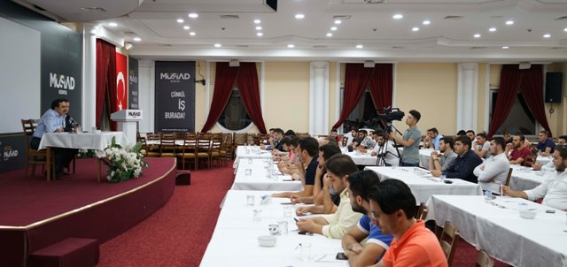 ozturk,-musiad’ta-konustu-(2).jpg