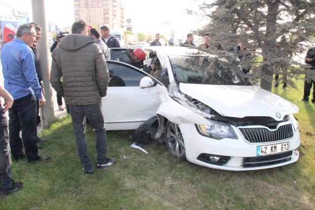 polis-uyandirinca-direge-carpti---(3).jpg