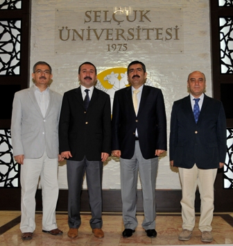 rektor-gokbele-ziyaretler-3.jpg rektor-gokbele-ziyaretler-3.jpg