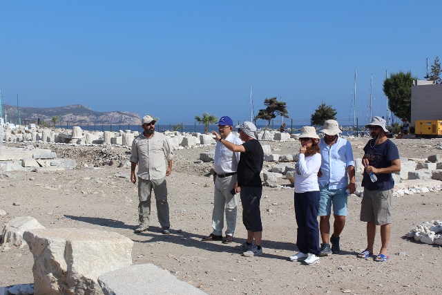 rektor-sahin’den-knidos’a--(3).jpg