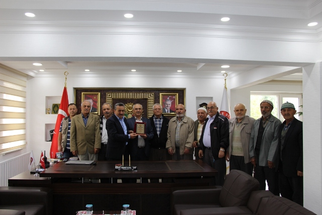 saadetler-mahallesi-sakinlerinden-baskan-tutala-tesekkur--(2).jpg