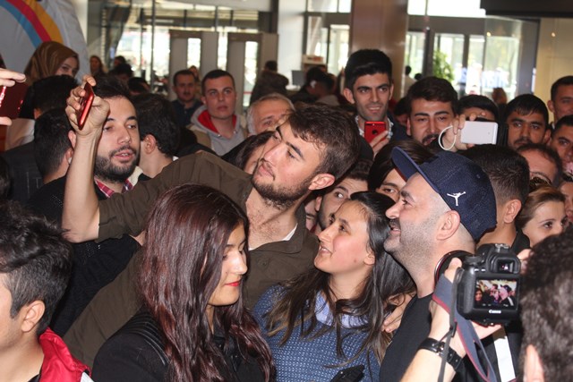 safak-sezer--(1).jpg