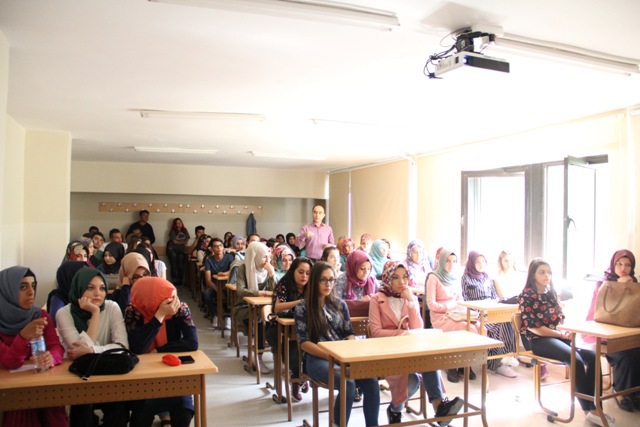 saglik-hizmetleri-myo’da-ogrencilere-oryantasyon-egitimi-(7).jpg
