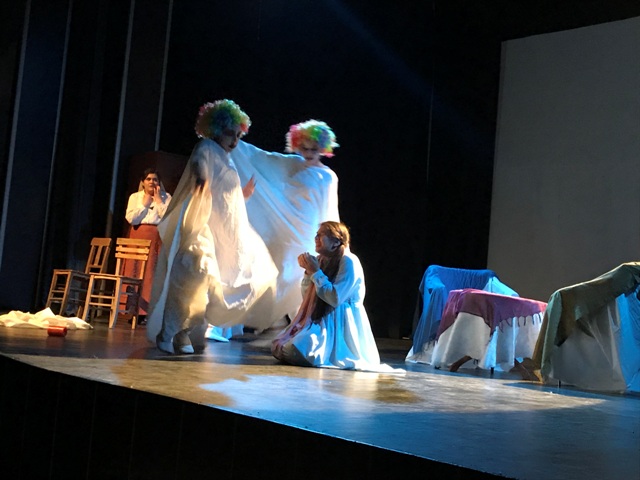 sahne-diltas’in-sanatcilarinin--(3).jpg