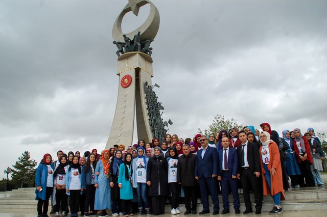 sanli-direnisin-kalbinde-cumhurbaskani-erdogan--(2).jpg