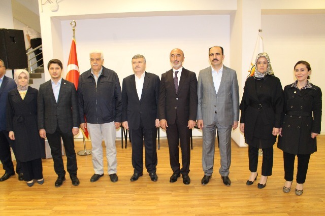 secim-koordinasyon-merkezi-dualarla--(3).jpeg
