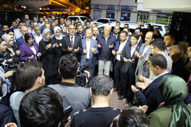 secim-koordinasyon-merkezi-dualarla--(7).jpeg