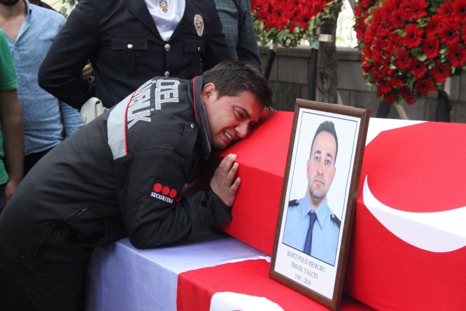 sehit-polis-son-yolculuguna--(10).jpg
