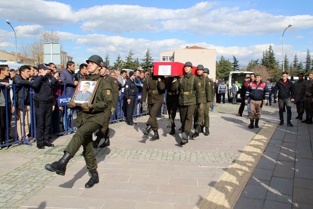 sehit-ummet-ufacikin-kani--(3).jpg
