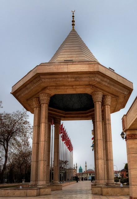 sehitlerimizin-aziz-hatiralari-yasatiliyor-(6).jpg
