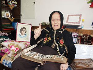 sekibe-aksoy-1.jpg sekibe-aksoy-1.jpg