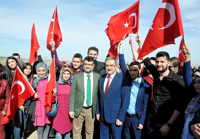selcuk’ta,-afrin-sehitleri-anisina-fidan-dikildi--(3).jpg